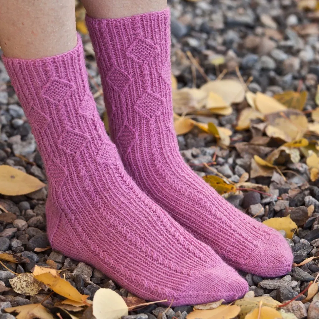 Daring Diamonds Socks Pattern