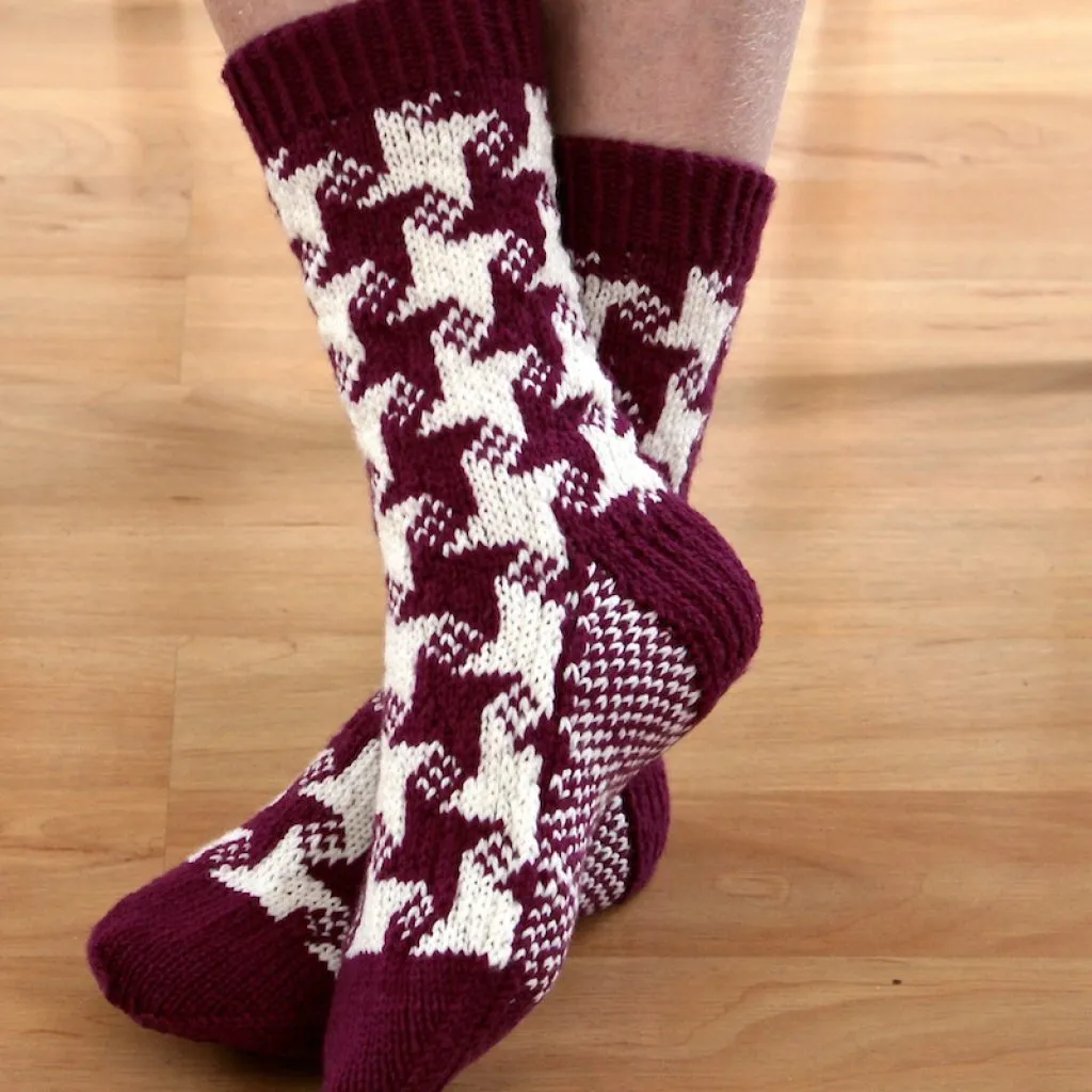 Swirling Star Socks Pattern